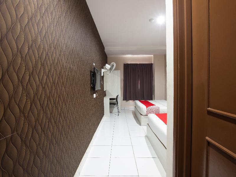 Super Oyo 1163 Hotel Pulai Ipoh Exterior photo